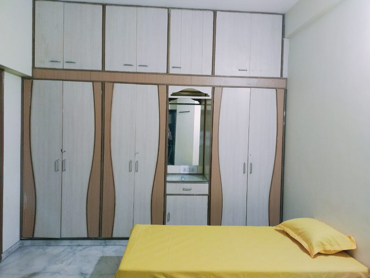 Properties Details 4