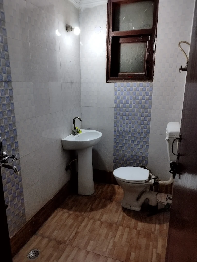 Properties Details 4