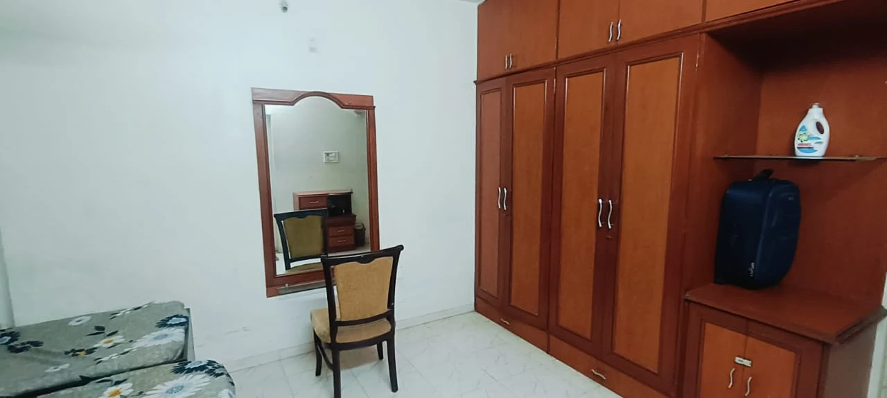 Properties Details 4