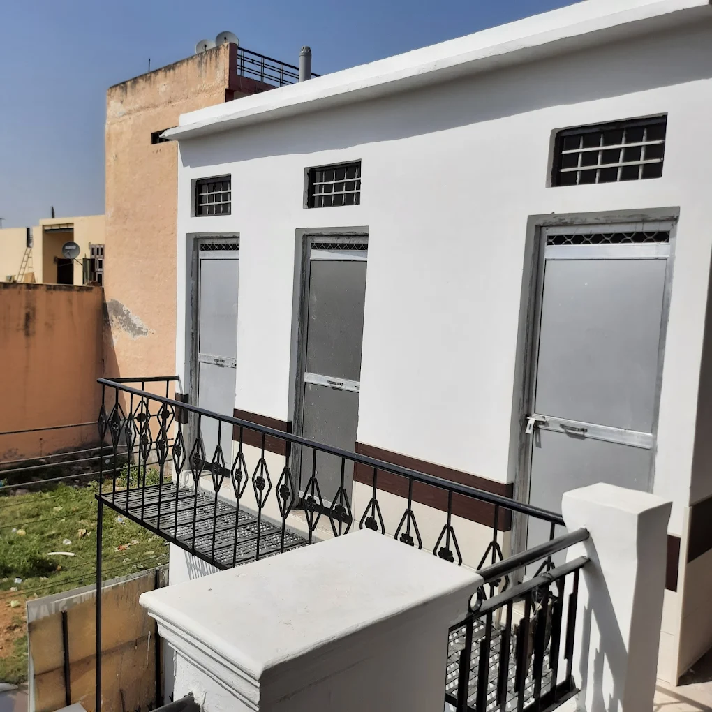 Properties Details 8