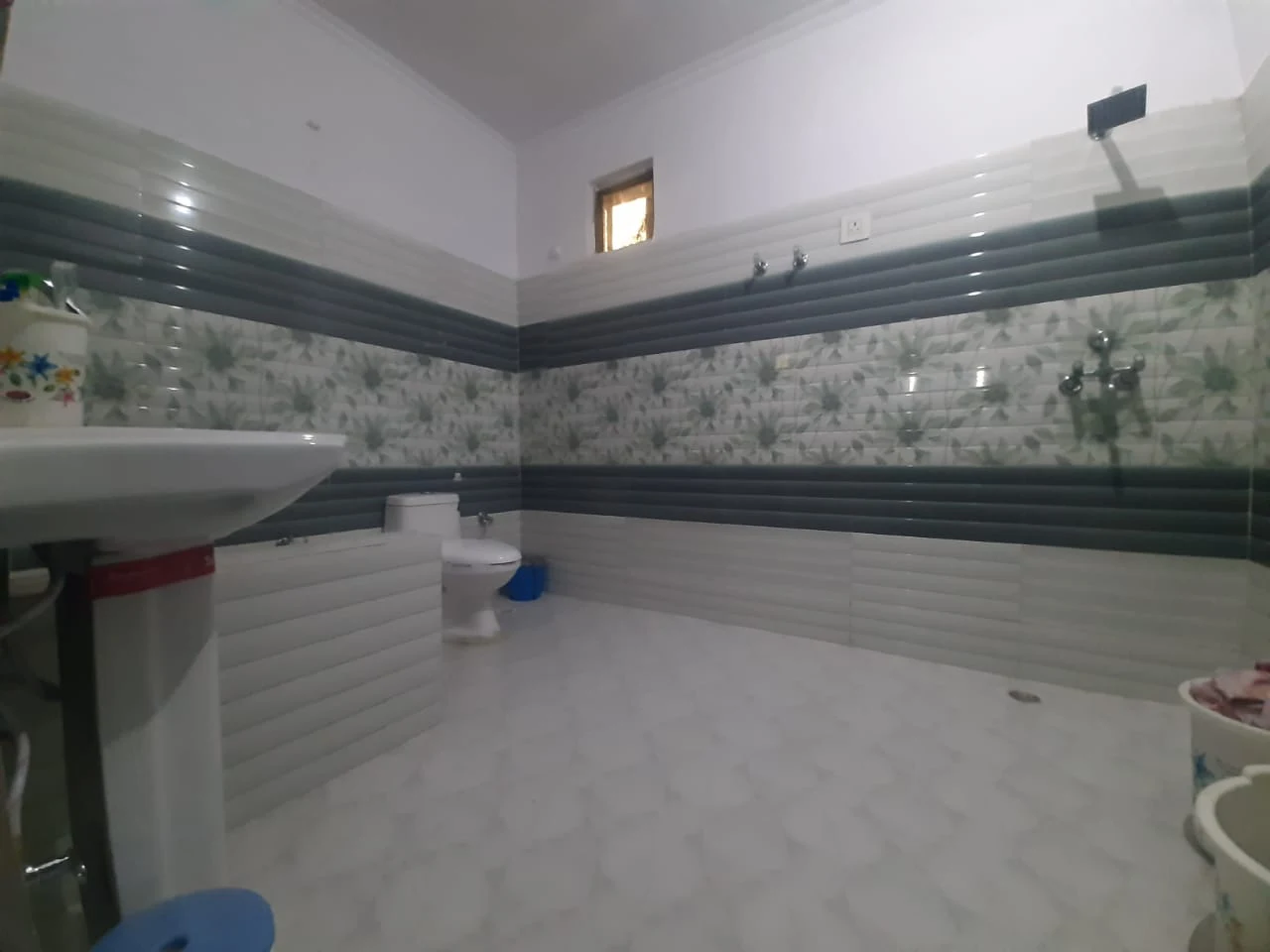 Properties Details 4