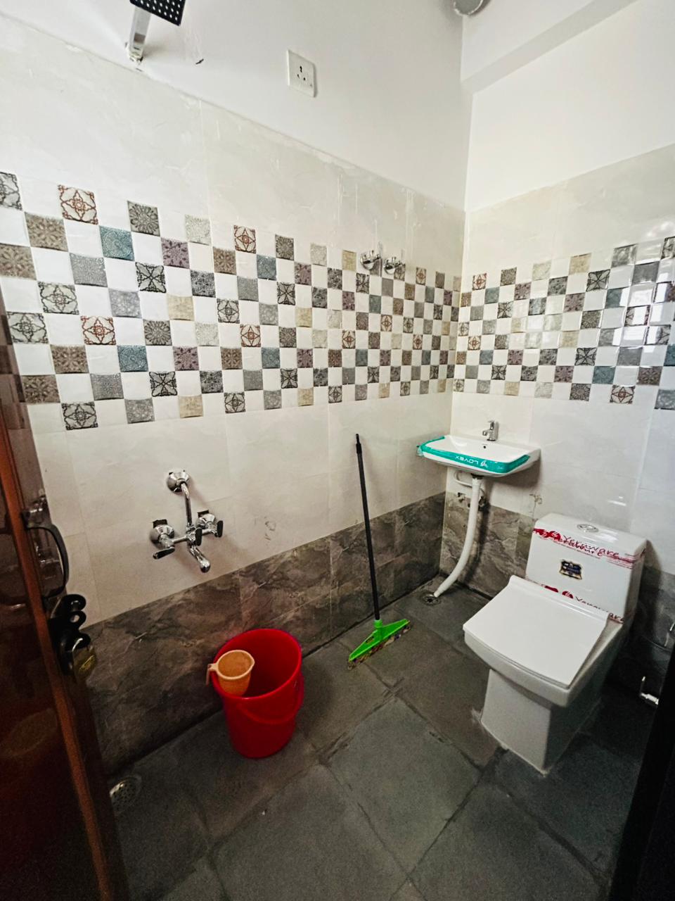 Properties Details 3