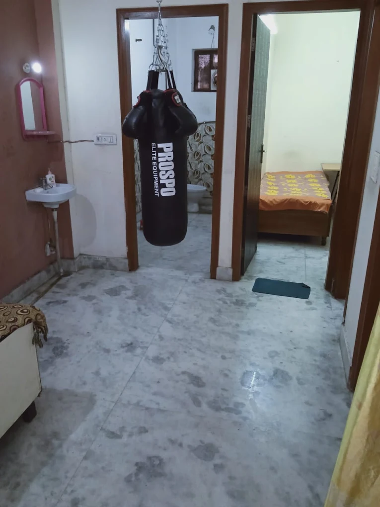 Image 4