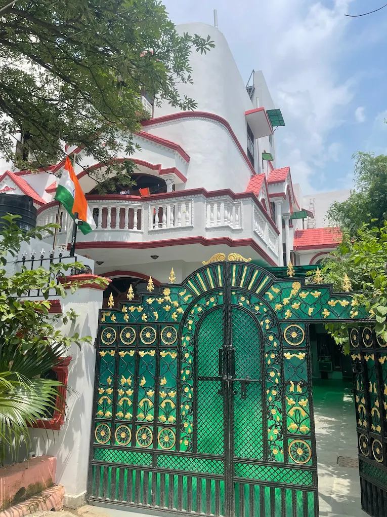 Properties Details 9