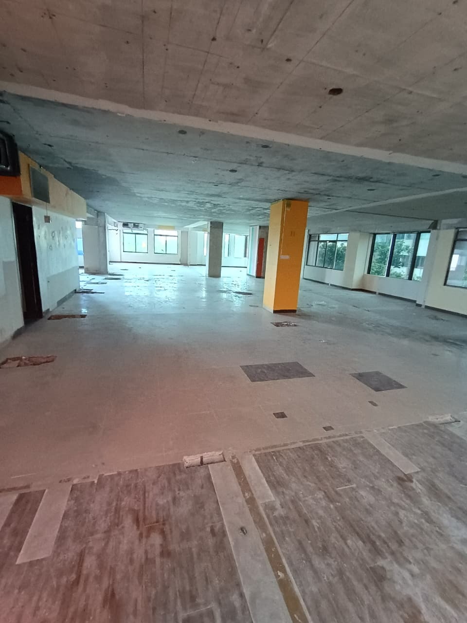 Office Spaces Images